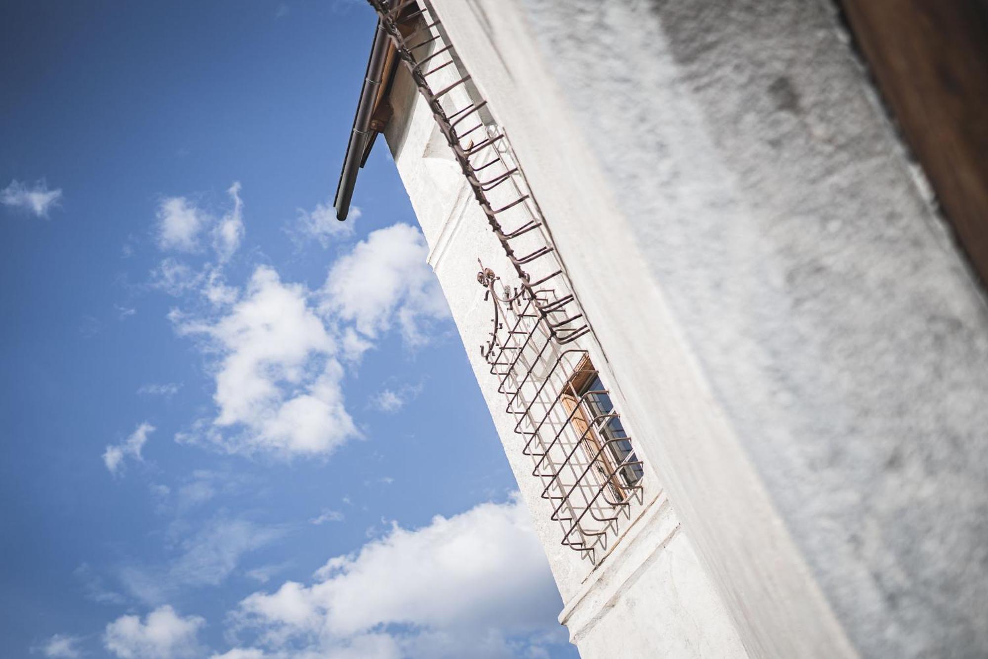 Ansitz Heufler Hotel Rasun di Sopra Exterior foto