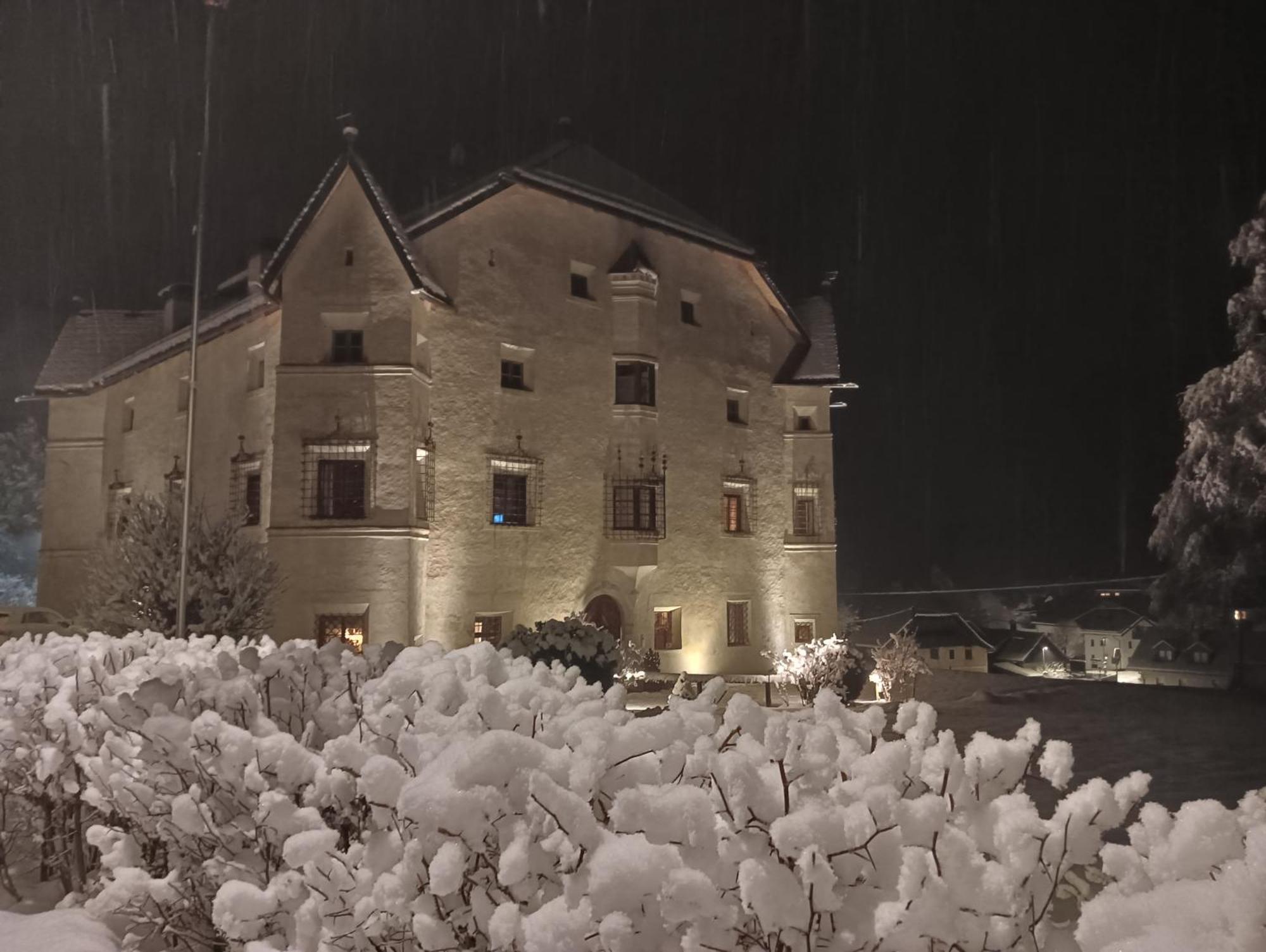 Ansitz Heufler Hotel Rasun di Sopra Exterior foto